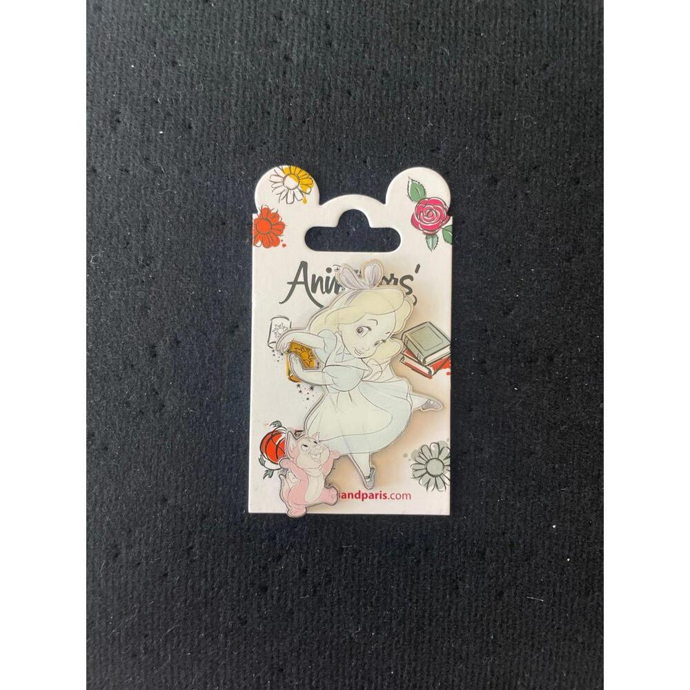 Disneyland Paris Alice pin